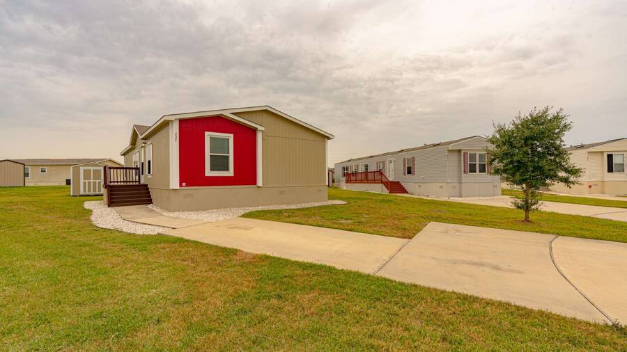 Pine Trace 2 Homes Available 920 Century Plaza Drive, Houston, TX