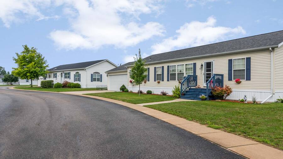 Sycamore Village 900 West Columbia St., Mason, MI 48854