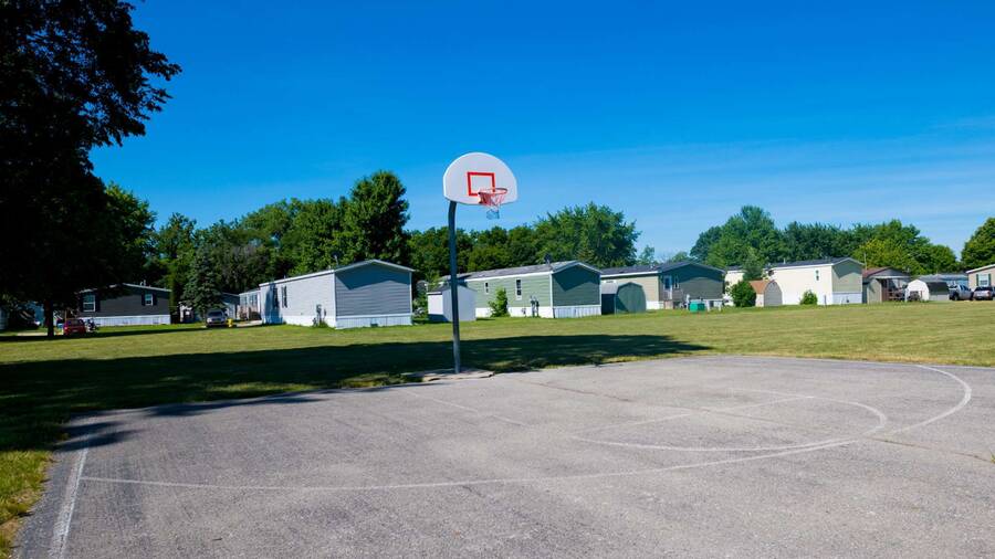 Meadowbrook Estates 9 Homes Available 1250 Strandwyck, Monroe, MI