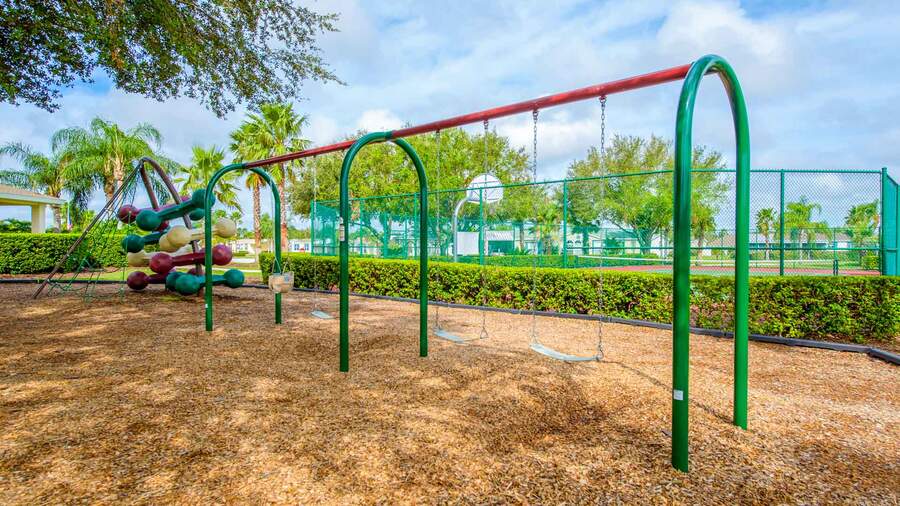 Palm Key Village 6 Homes Available 49473 Us27, Davenport, FL 33897