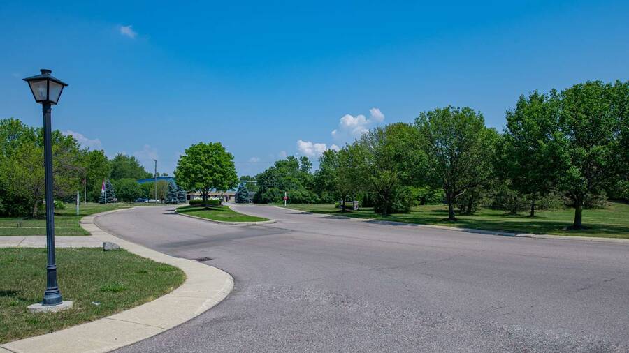 Meadowlands 3 Homes Available 29080 Meadowlark Blvd., Gibraltar, MI