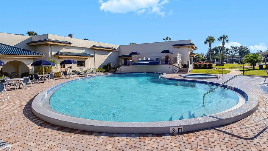 La Costa Village 15 Homes Available 1275 La Costa Blvd., Port Orange