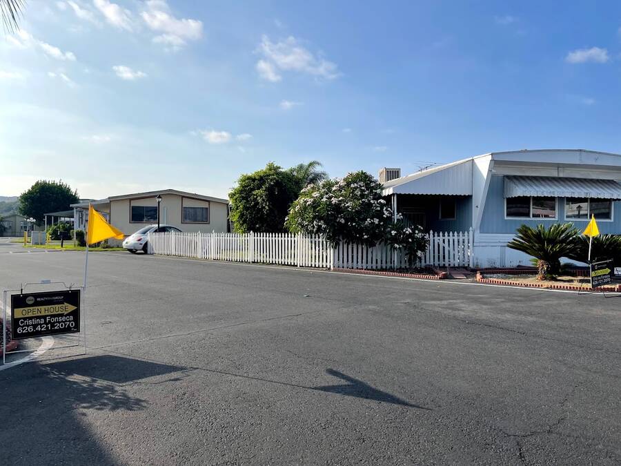 Pomona Islander Mobile Home Park MHC 3667W. Valley Boulevard, Pomona
