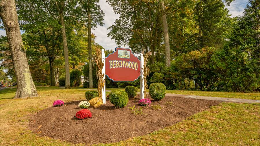 Beechwood 6 Beechwood Road, Killingworth, CT 06419