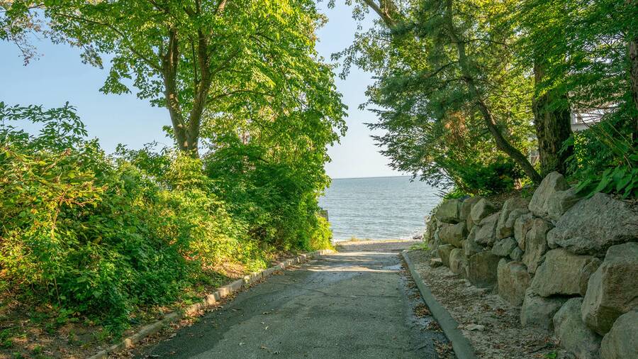 Grove Beach 2 Broadway N, Westbrook, CT 06498