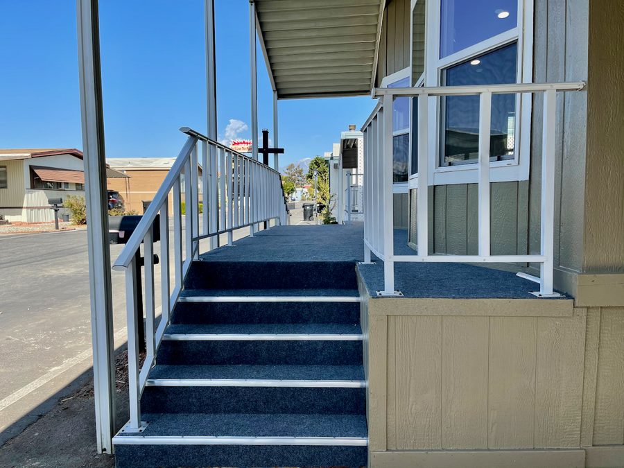 Pomona Islander Mobile Home Park MHC 3667W. Valley Boulevard, Pomona