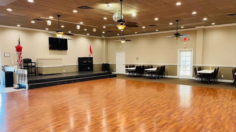 La Costa Village 15 Homes Available 1275 La Costa Blvd., Port Orange