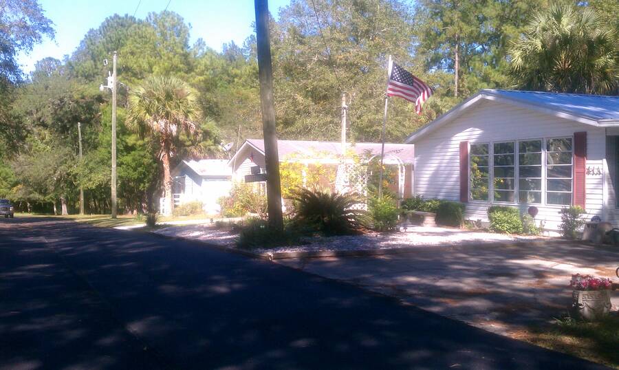 Sharpes Ferry Manufactured Home Community 1 Homes Available 9901 Se