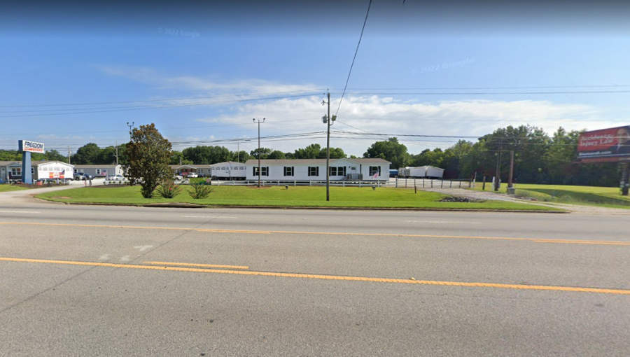 Freedom Homes of Opelika 1900 Columbus Parkway, Opelika, AL 36804