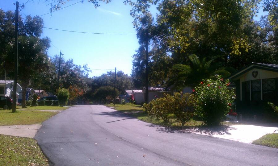 Sharpes Ferry Manufactured Home Community 1 Homes Available 9901 Se