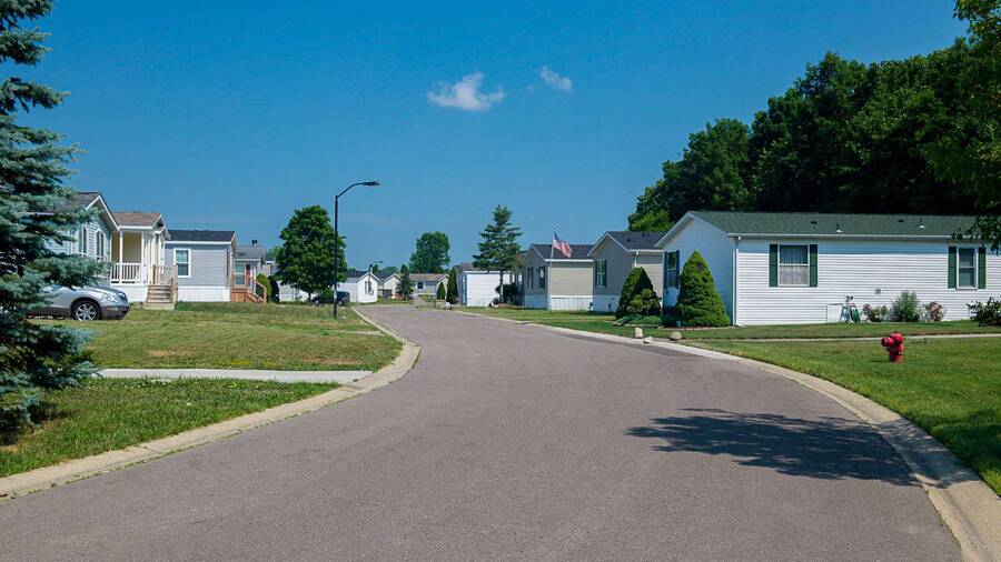 Arbor Woods 3 Homes Available 1993 Arbor Woods Boulevard, Ypsilanti