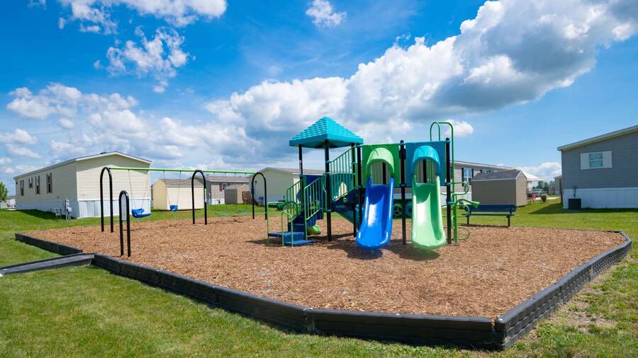 Frenchtown VillaElizabeth Woods 1250 Paree, Newport, MI 48166