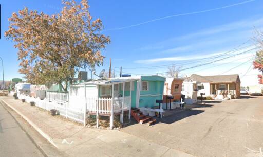mobile home thumb