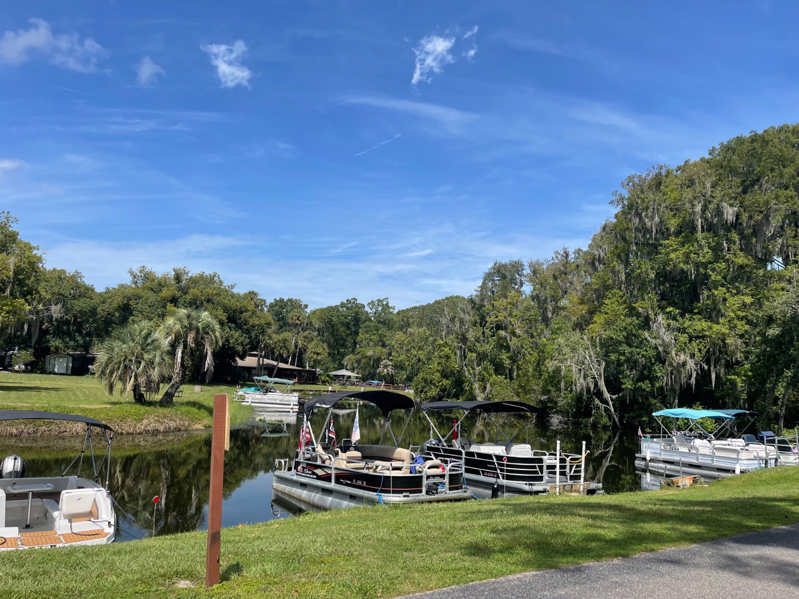 Tavares, FL