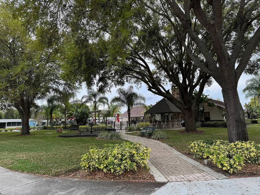 For Sale 916 Westside Ridge Blvd, Auburndale, FL 33823 Double Wide