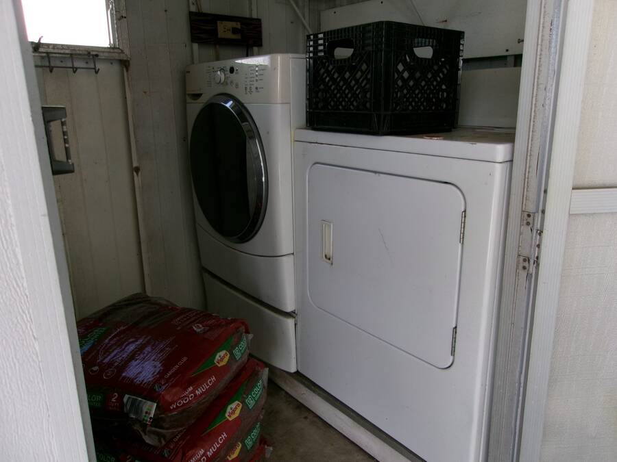 For Sale 7100 Ulmerton Rd, Lot Lot 147, Largo, FL 33771 Single Wide