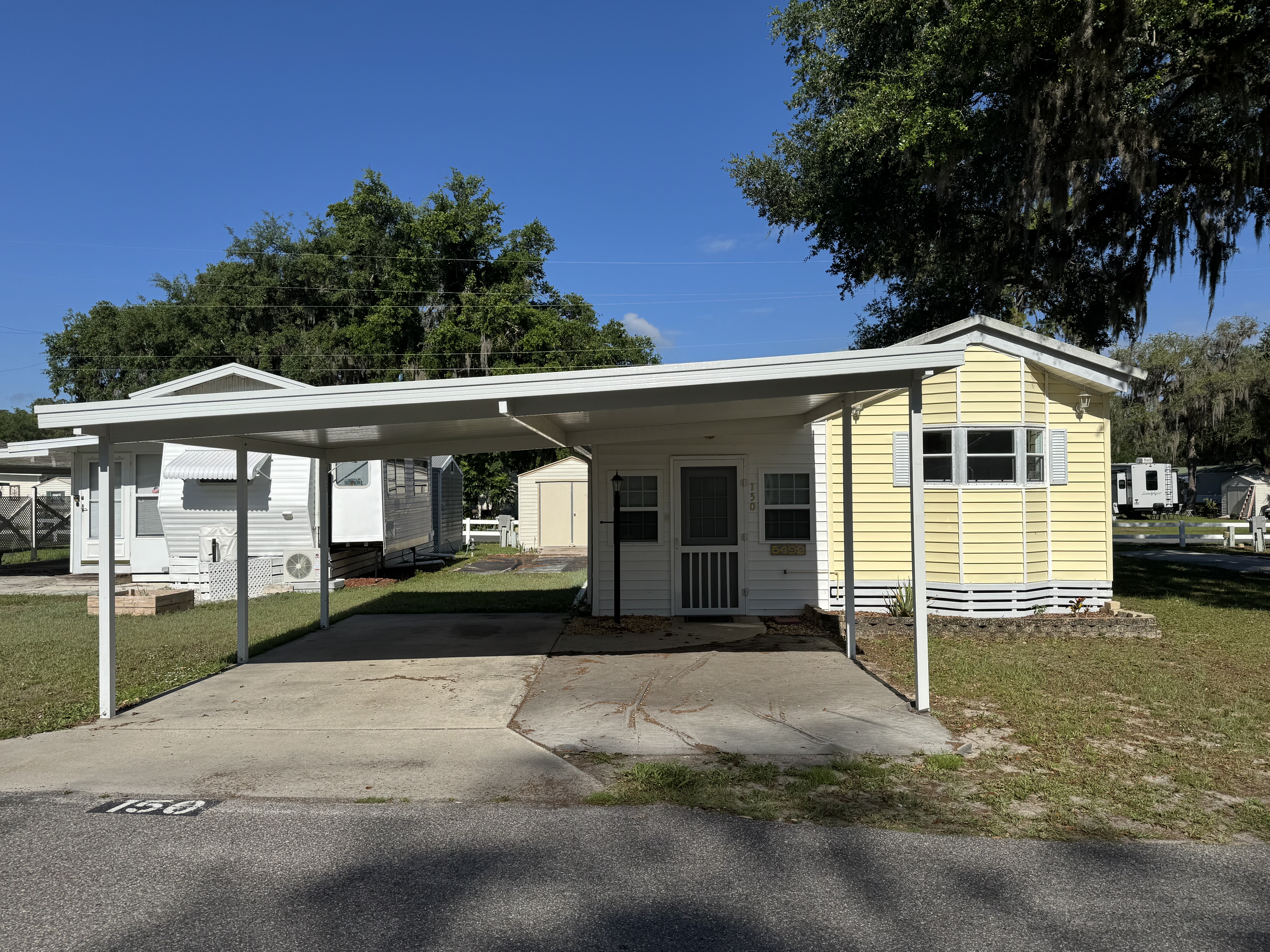 Bushnell, FL
