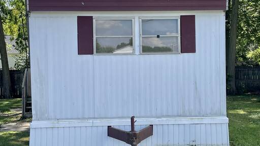 mobile home thumb