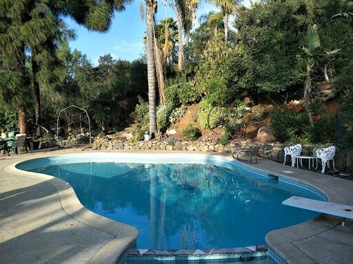 community home thumb