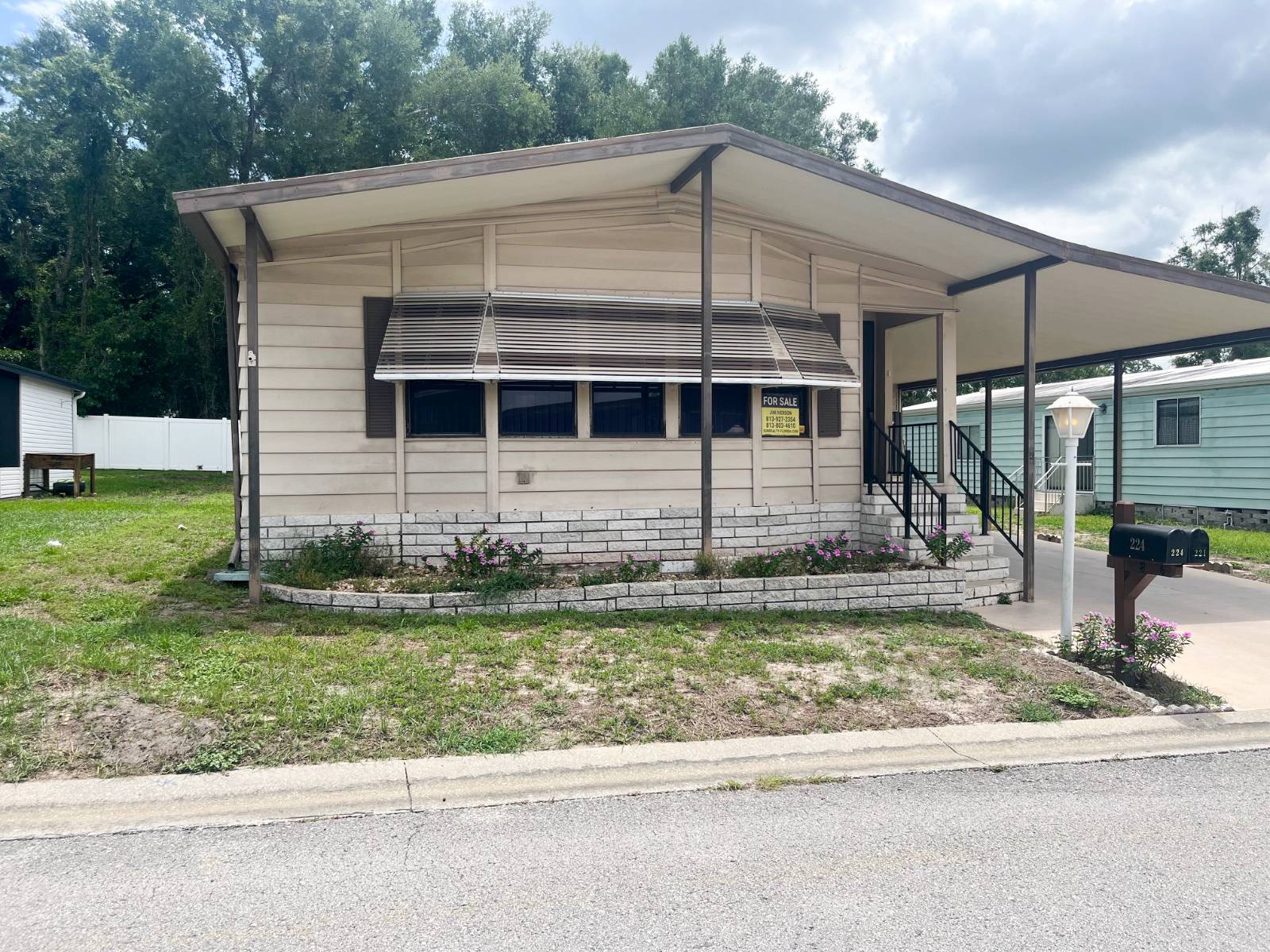 Valrico, FL