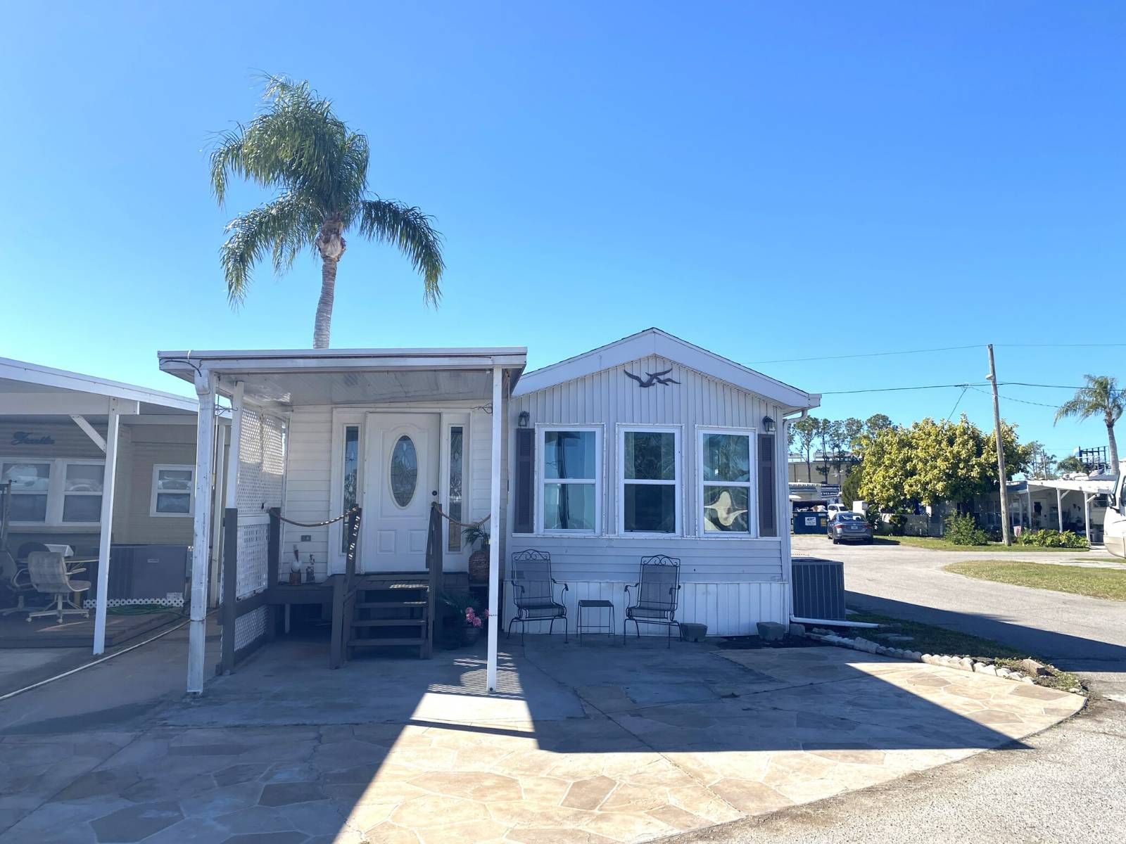 Holiday, FL