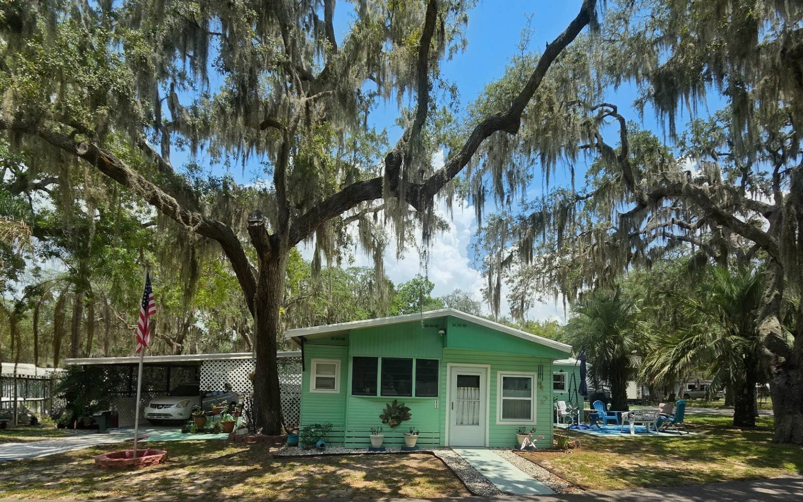 Leesburg, FL