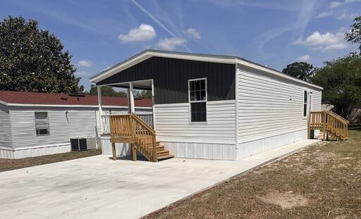 mobile home thumb