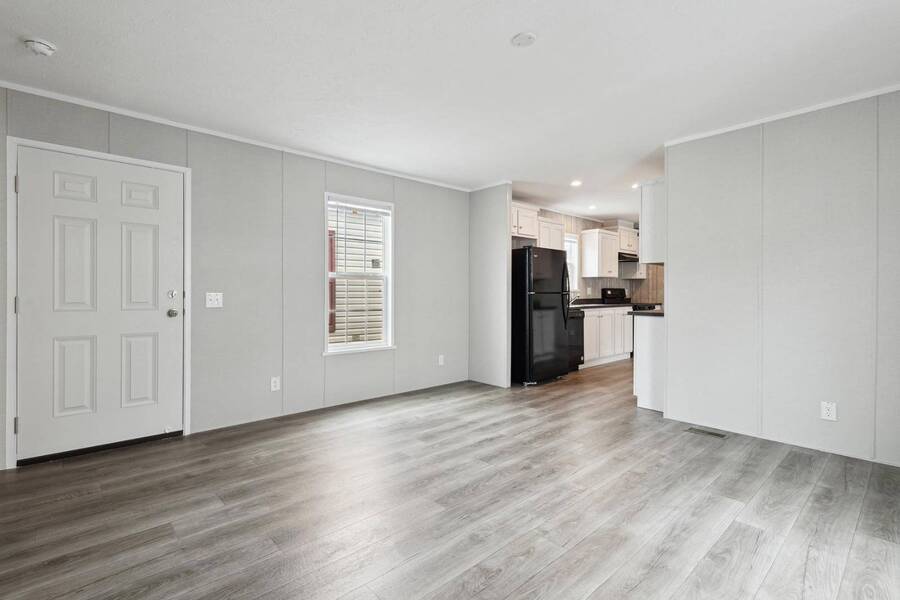 For Rent 102 Gaslight Dr., Lot 29, Versailles, IN 47042 Single Wide