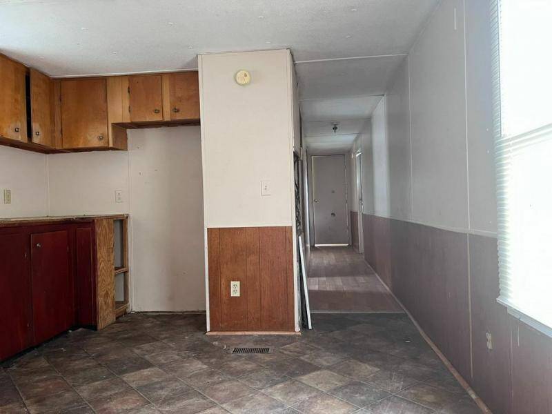 For Sale 74 Southwind St, London, KY 40744 Single Wide, 3 Bed, 1