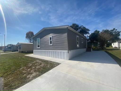 mobile home thumb