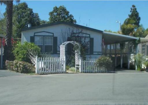 community home thumb