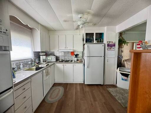 mobile home thumb