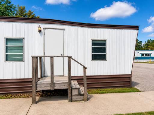 mobile home thumb