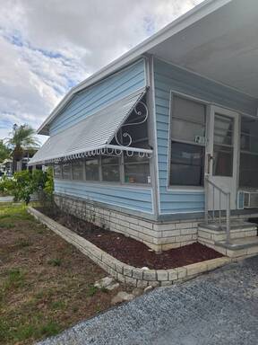 mobile home thumb