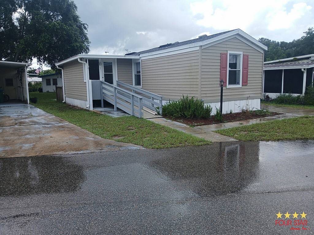 DeLand, FL