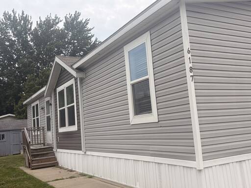 mobile home thumb