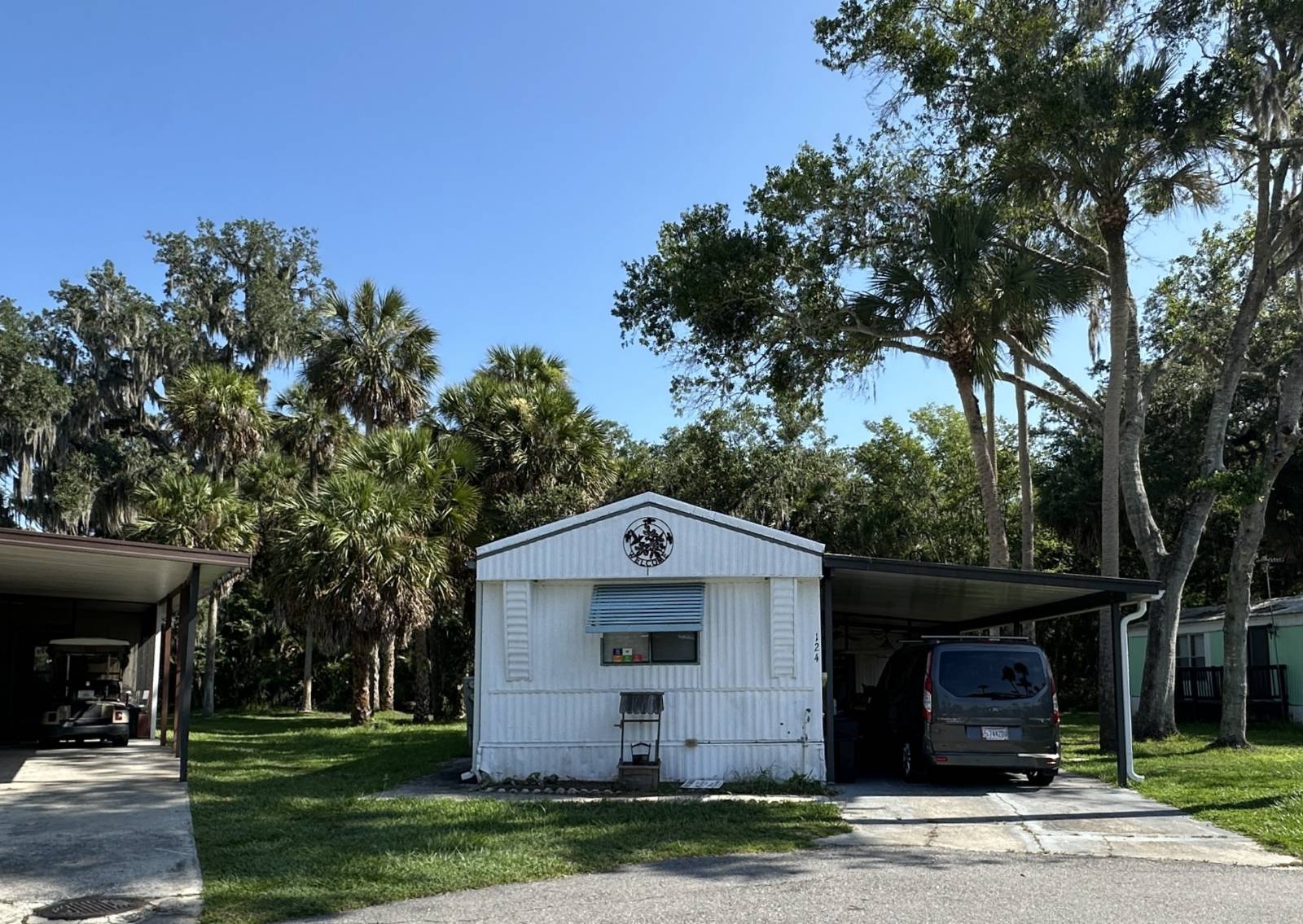 Leesburg, FL