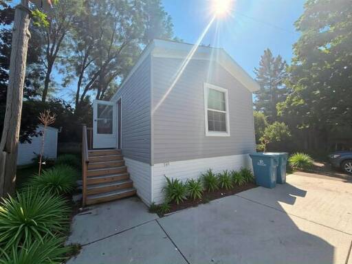 mobile home thumb